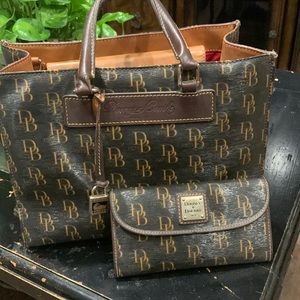 Dooney & Bourke bag and wallet
